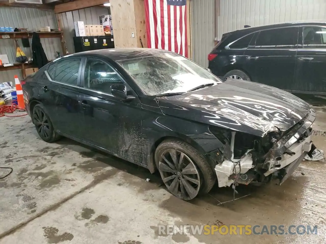 4 Photograph of a damaged car 1N4BL4CWXLN323895 NISSAN ALTIMA 2020