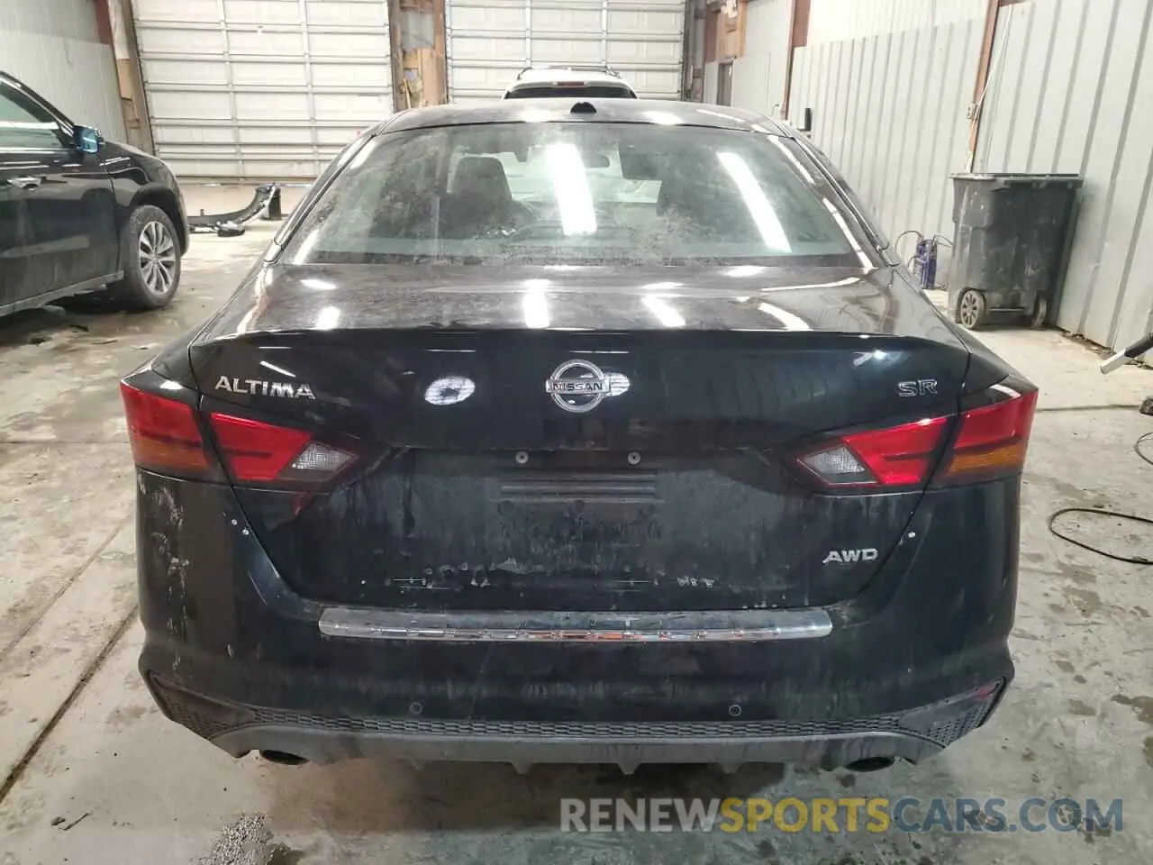 6 Photograph of a damaged car 1N4BL4CWXLN323895 NISSAN ALTIMA 2020