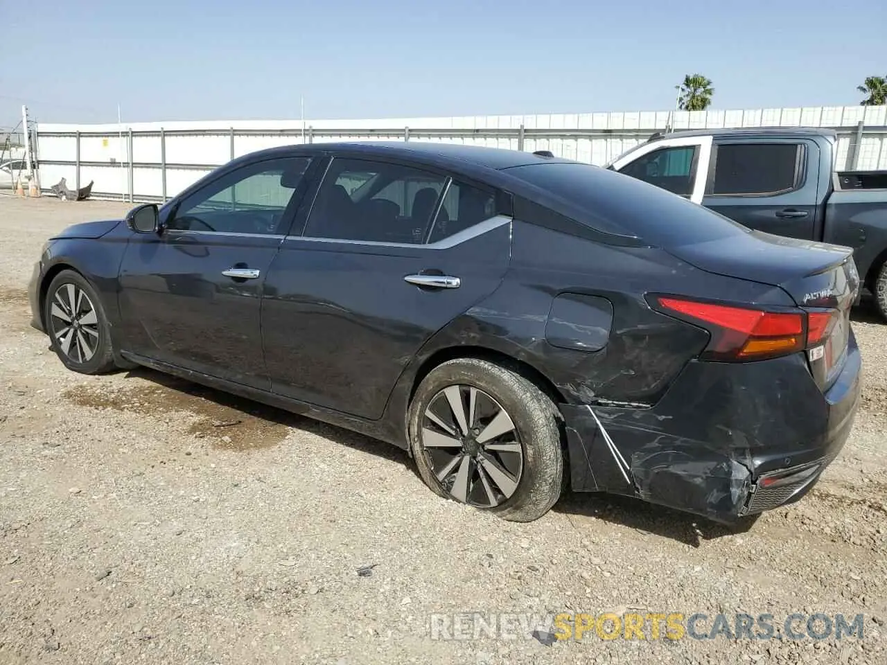 2 Photograph of a damaged car 1N4BL4DV6LC199187 NISSAN ALTIMA 2020