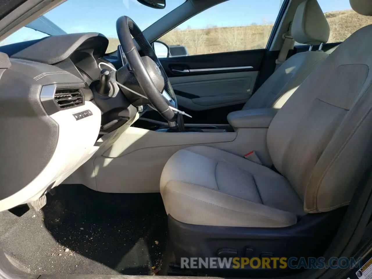 7 Photograph of a damaged car 1N4BL4DV8LC172475 NISSAN ALTIMA 2020