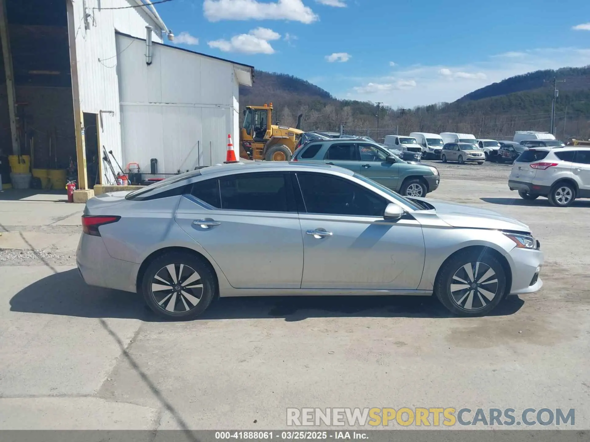 13 Фотография поврежденного автомобиля 1N4BL4DW1LC195914 NISSAN ALTIMA 2020