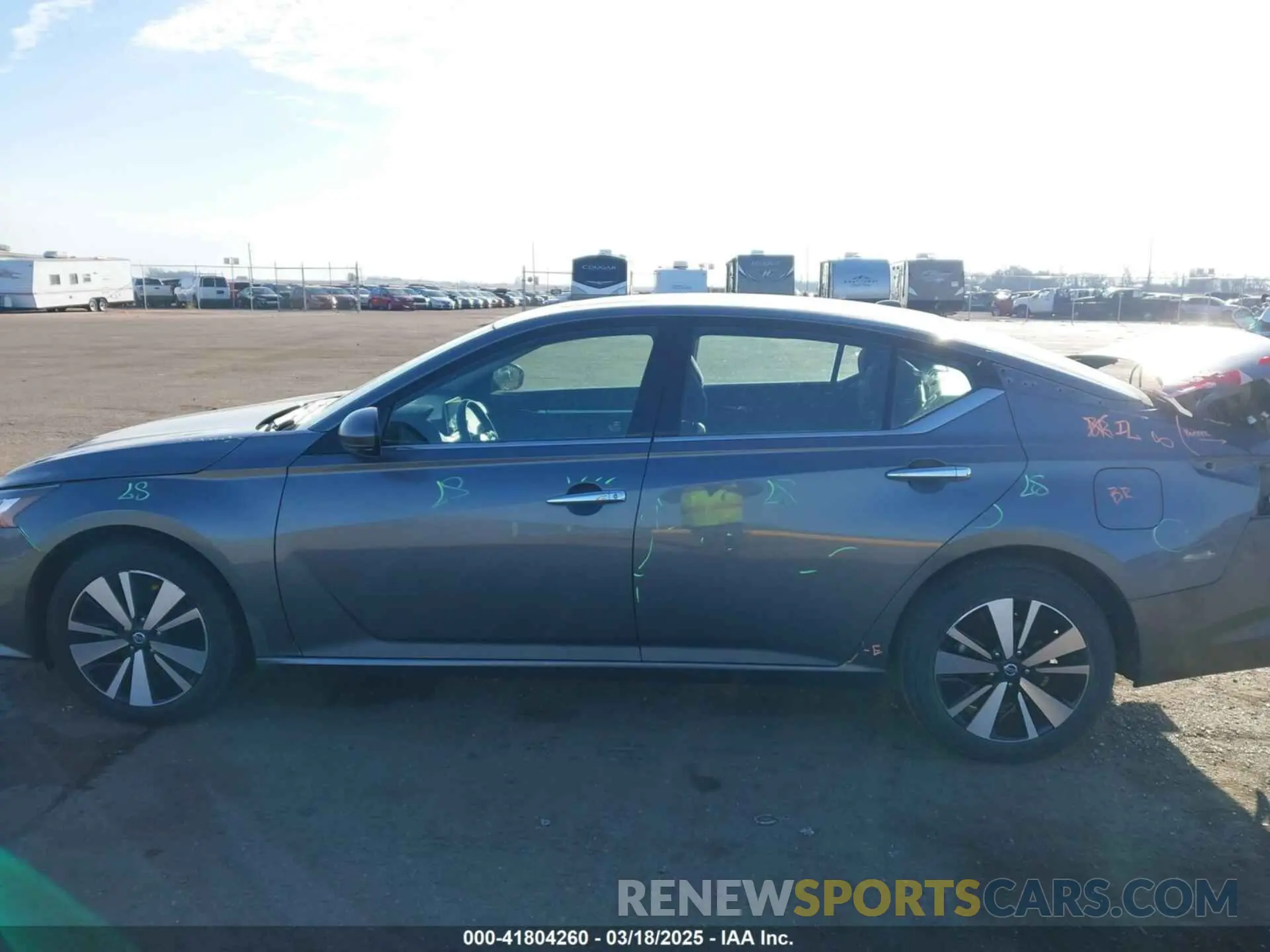 15 Photograph of a damaged car 1N4BL4DW2LC222134 NISSAN ALTIMA 2020