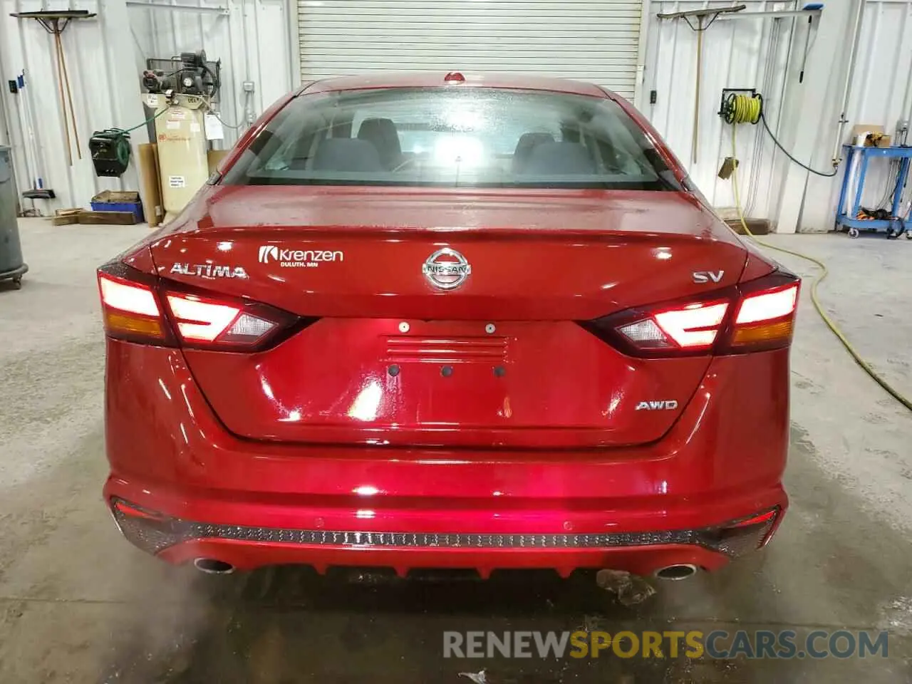 6 Photograph of a damaged car 1N4BL4DW5LC253507 NISSAN ALTIMA 2020