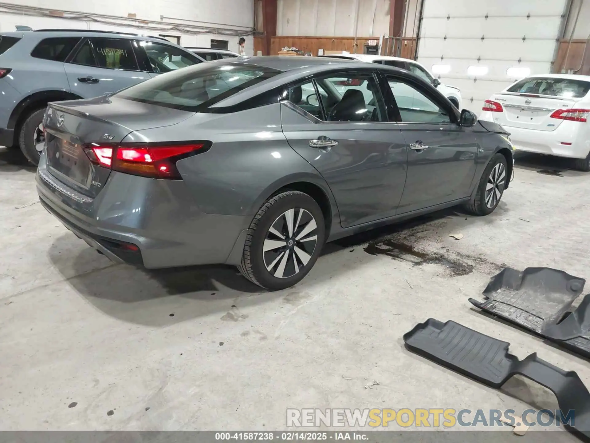 4 Фотография поврежденного автомобиля 1N4BL4DW6LC246386 NISSAN ALTIMA 2020