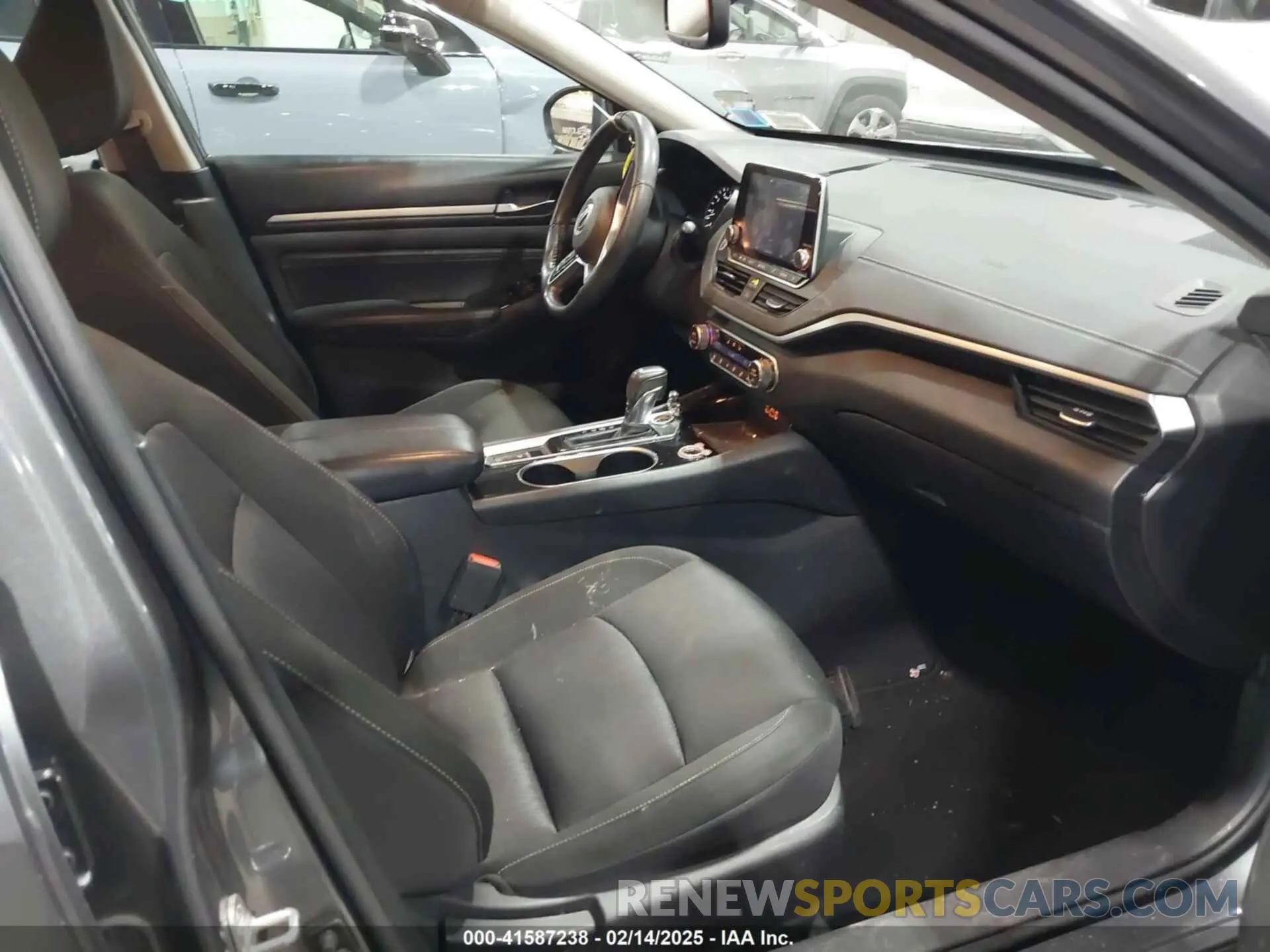 5 Фотография поврежденного автомобиля 1N4BL4DW6LC246386 NISSAN ALTIMA 2020