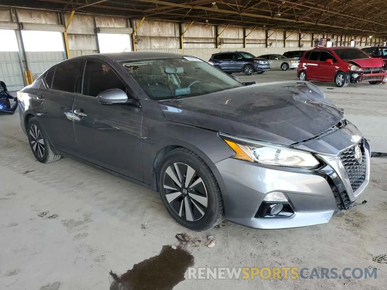 4 Photograph of a damaged car 1N4BL4EV1LC147383 NISSAN ALTIMA 2020