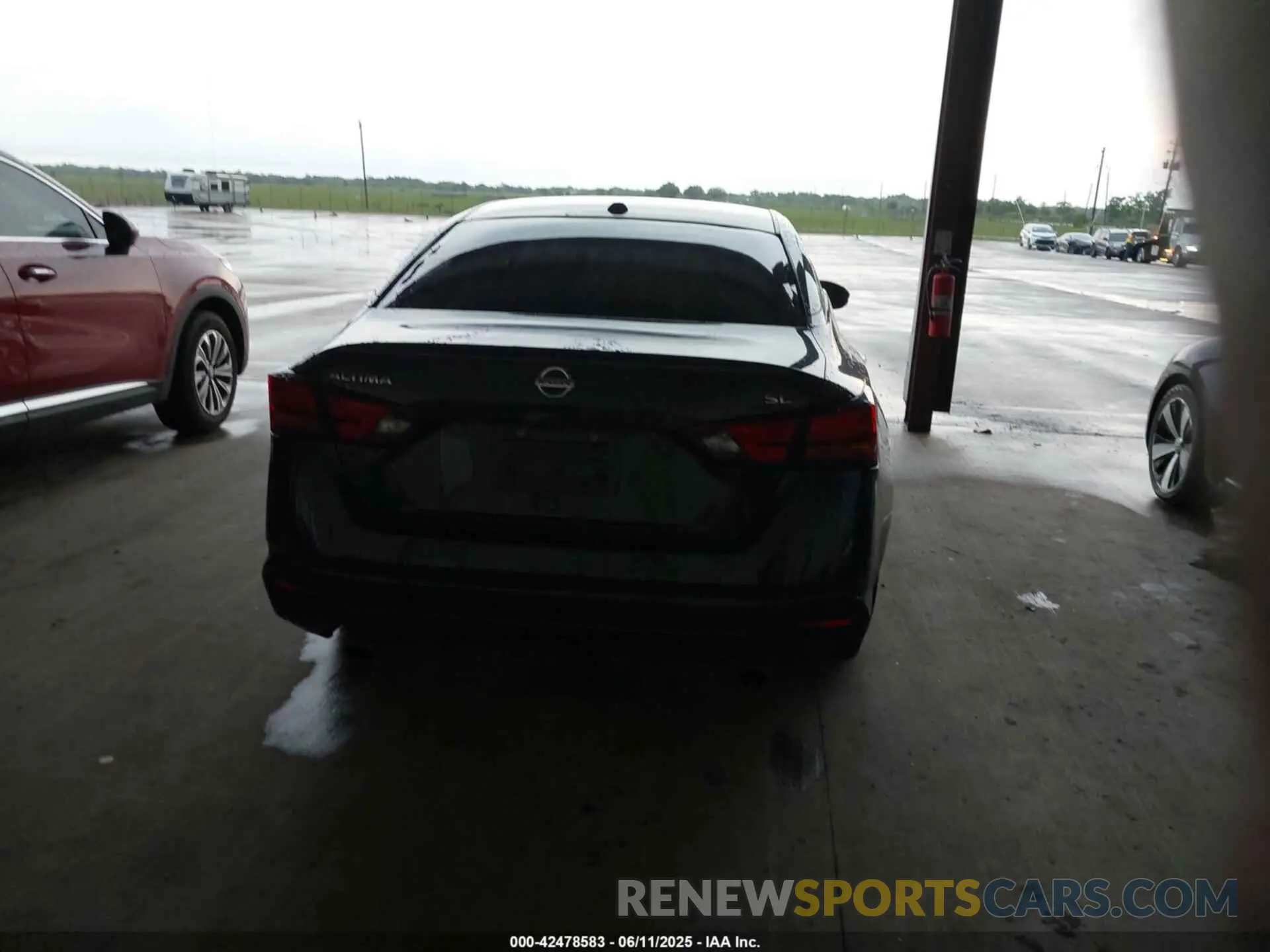 14 Photograph of a damaged car 1N4BL4EV1LC162255 NISSAN ALTIMA 2020