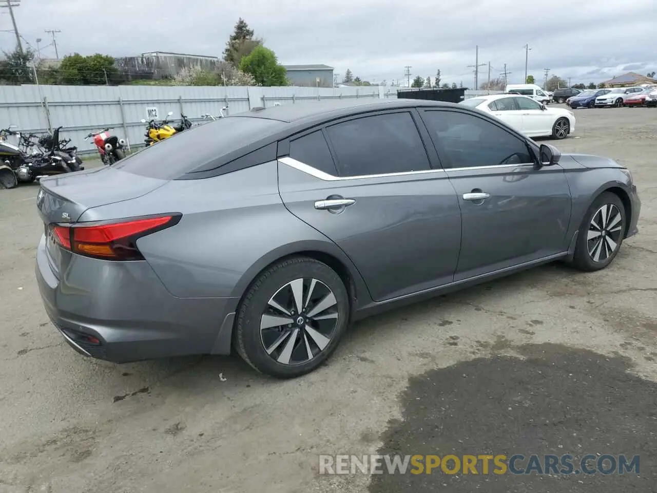 3 Photograph of a damaged car 1N4BL4EV1LC187124 NISSAN ALTIMA 2020