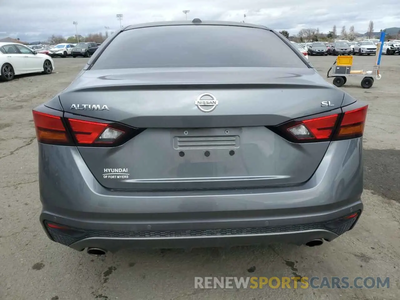 6 Photograph of a damaged car 1N4BL4EV1LC187124 NISSAN ALTIMA 2020