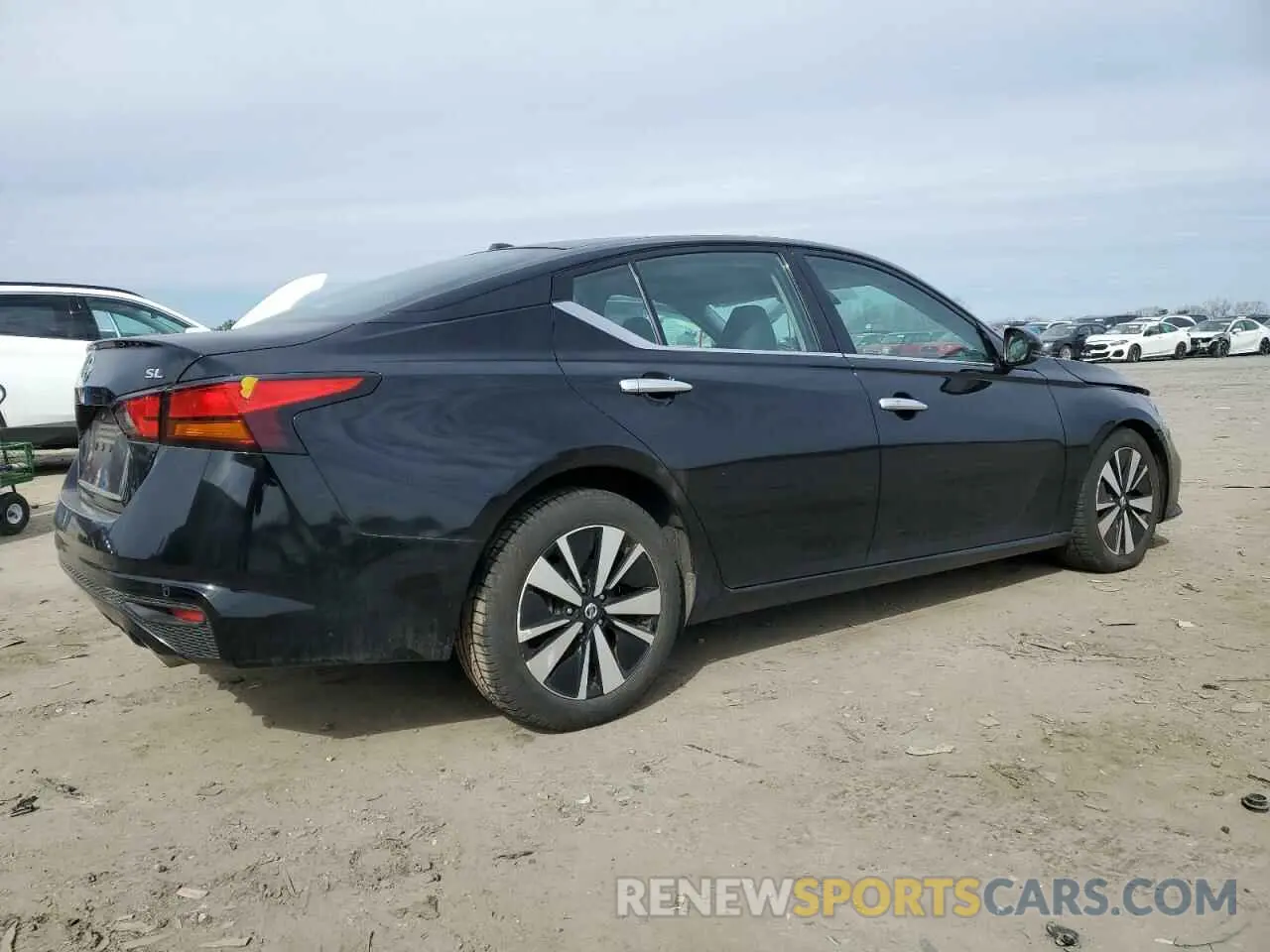 3 Photograph of a damaged car 1N4BL4EV2LC147294 NISSAN ALTIMA 2020