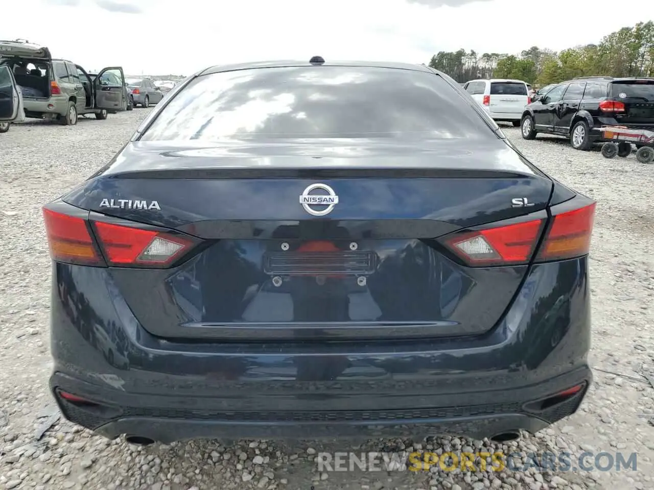6 Photograph of a damaged car 1N4BL4EV3LC136708 NISSAN ALTIMA 2020
