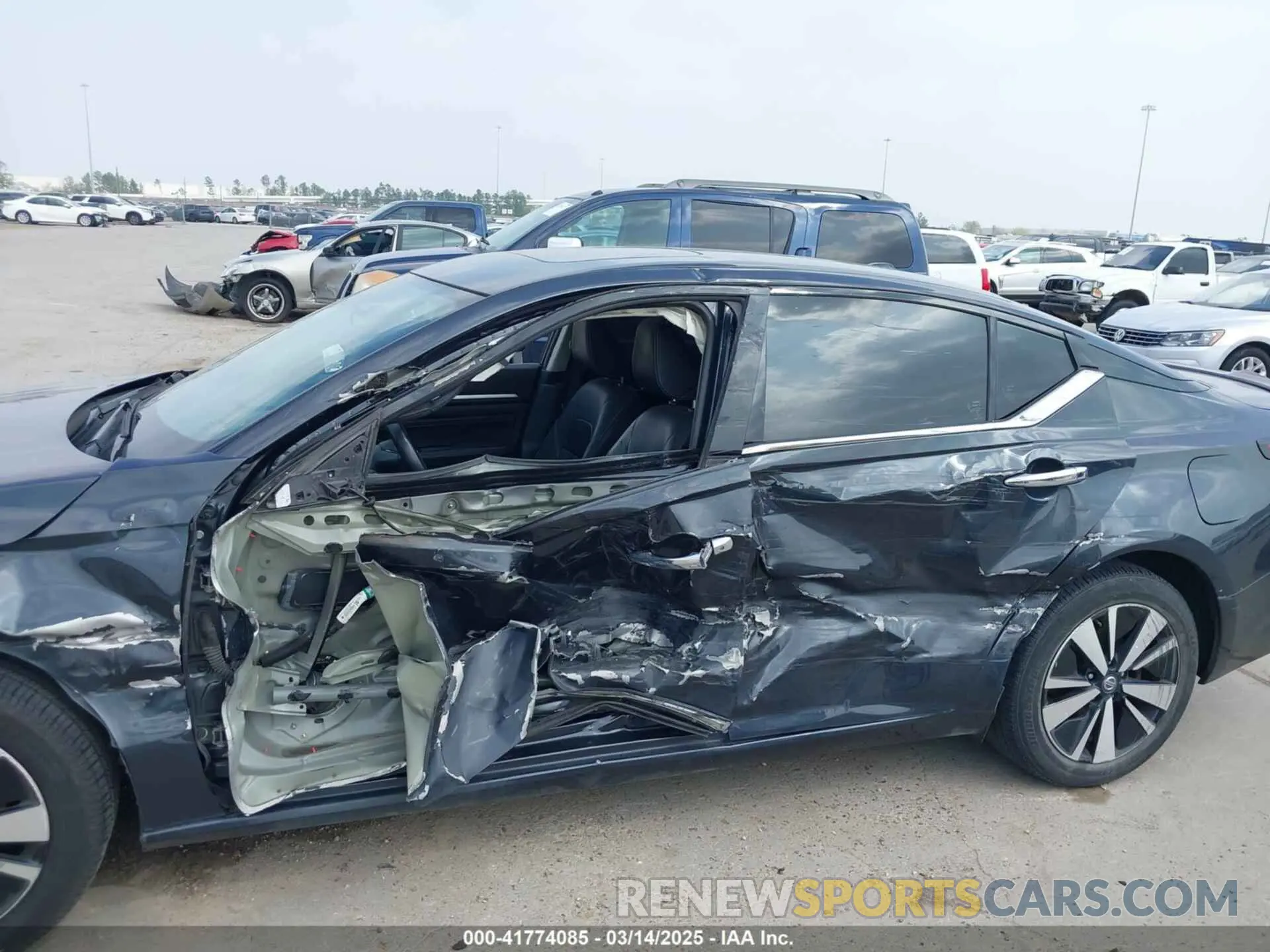 6 Photograph of a damaged car 1N4BL4EV3LC160149 NISSAN ALTIMA 2020
