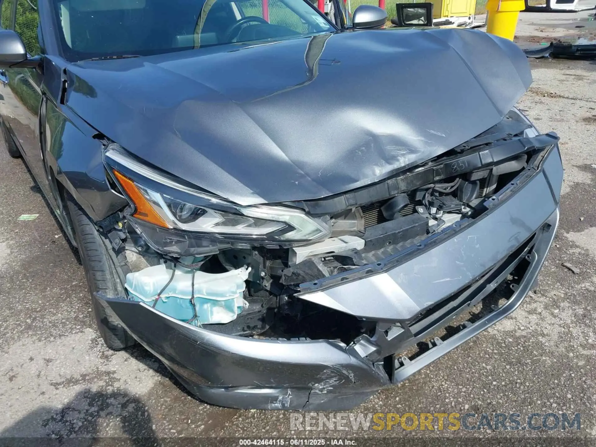 6 Photograph of a damaged car 1N4BL4EV3LC186573 NISSAN ALTIMA 2020