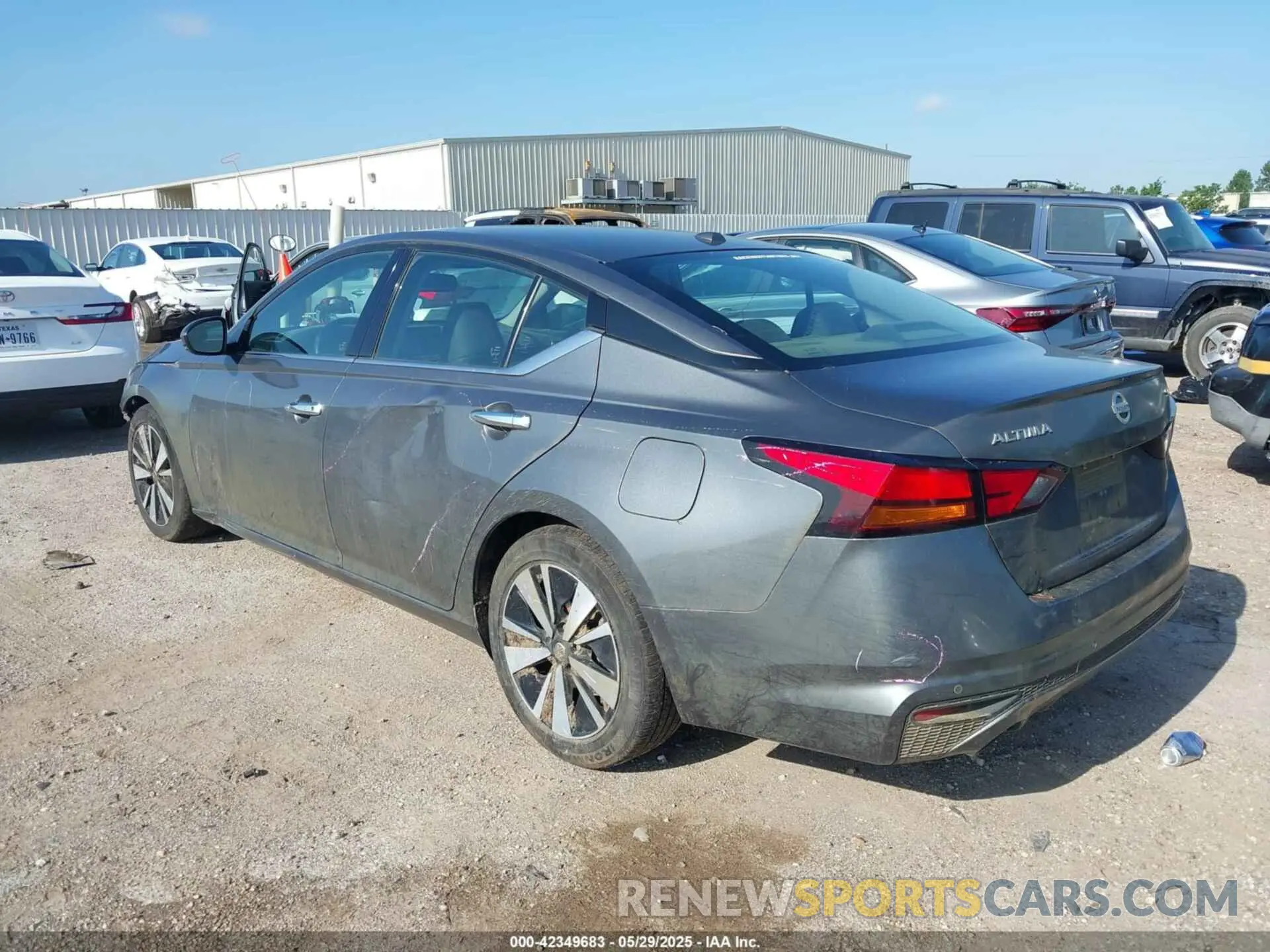 3 Фотография поврежденного автомобиля 1N4BL4EV5LC127380 NISSAN ALTIMA 2020