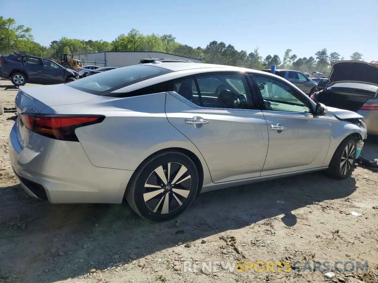 3 Photograph of a damaged car 1N4BL4EV5LC164056 NISSAN ALTIMA 2020