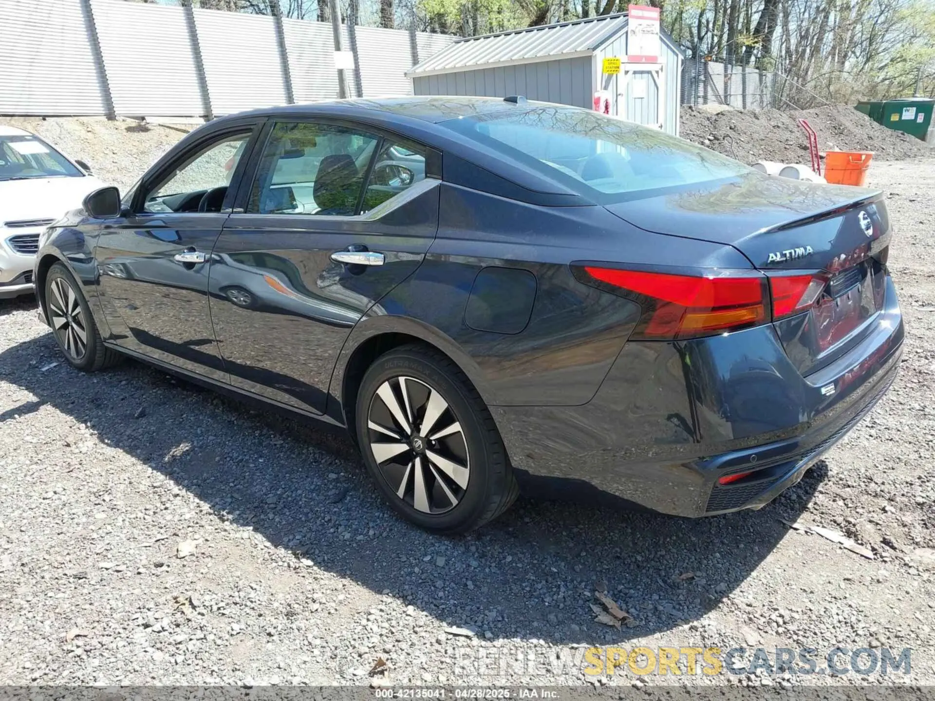 3 Photograph of a damaged car 1N4BL4EV5LC214941 NISSAN ALTIMA 2020