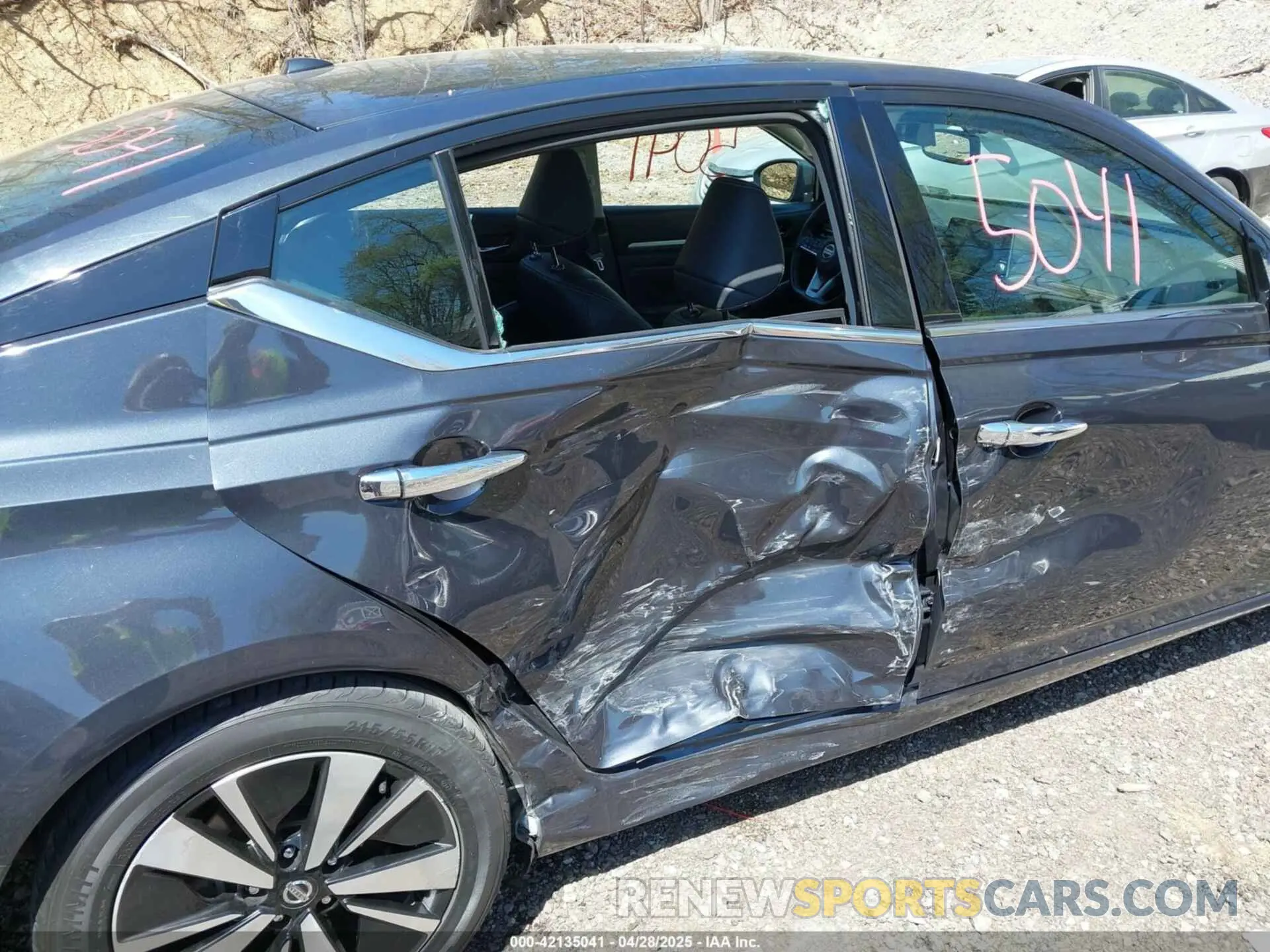 6 Photograph of a damaged car 1N4BL4EV5LC214941 NISSAN ALTIMA 2020