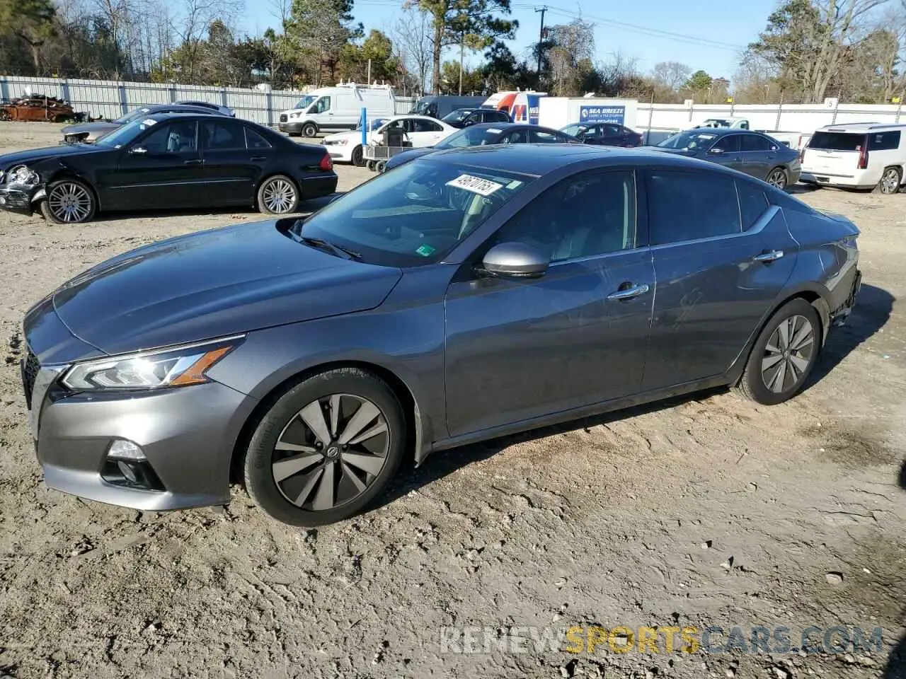 1 Photograph of a damaged car 1N4BL4EV5LC281765 NISSAN ALTIMA 2020