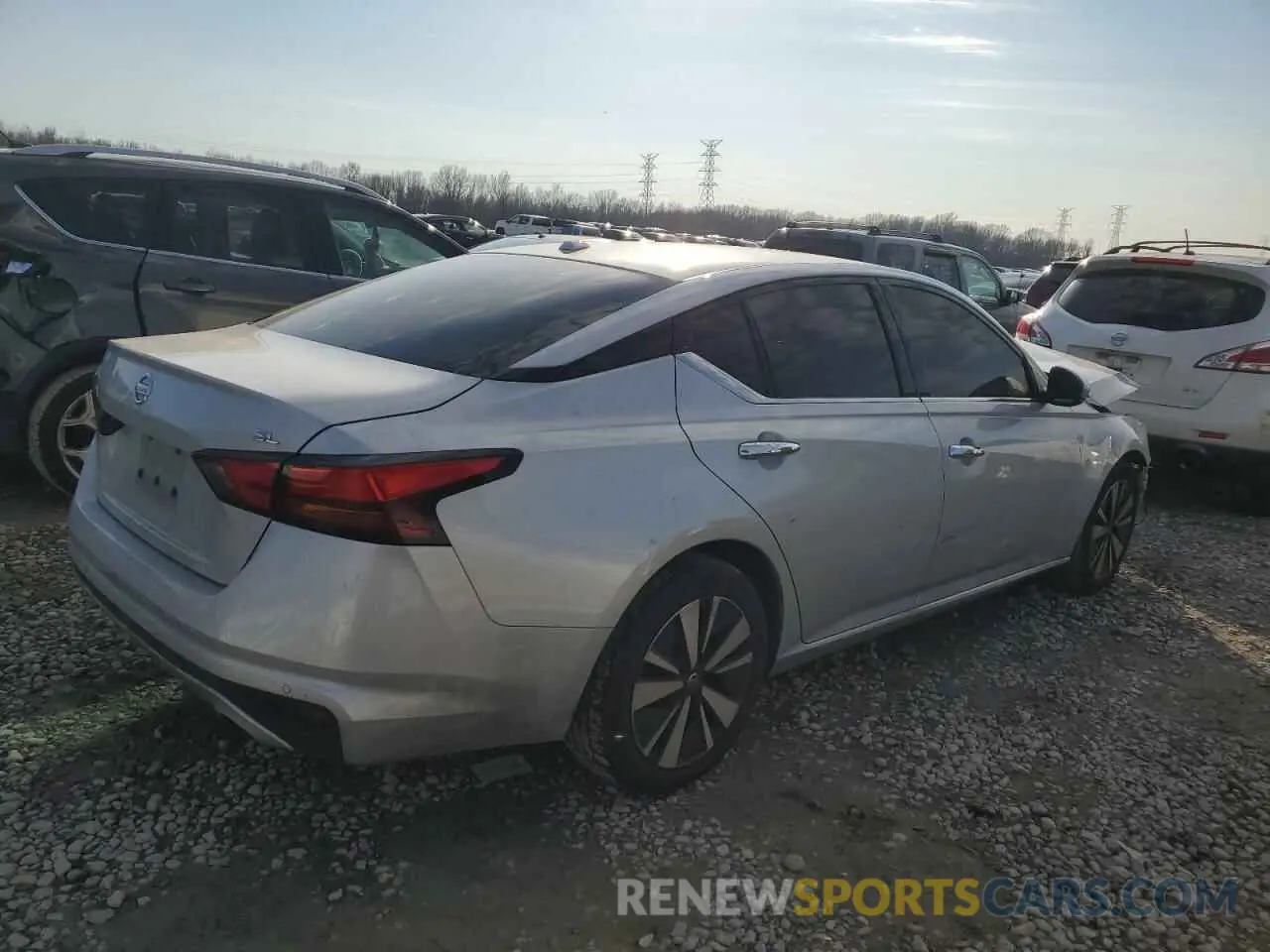 3 Photograph of a damaged car 1N4BL4EV6LC186082 NISSAN ALTIMA 2020