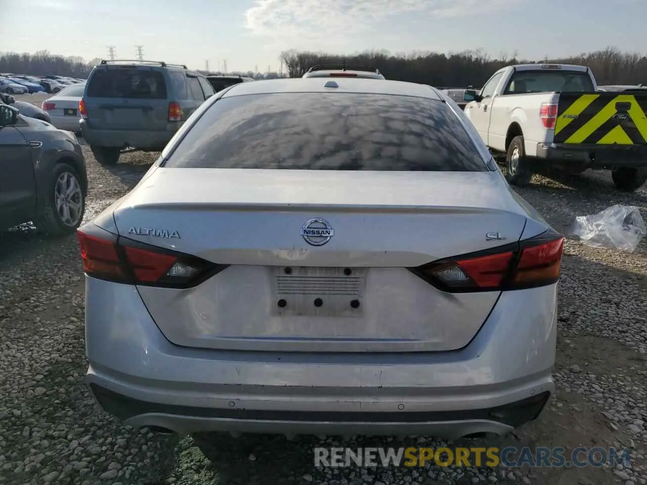 6 Photograph of a damaged car 1N4BL4EV6LC186082 NISSAN ALTIMA 2020
