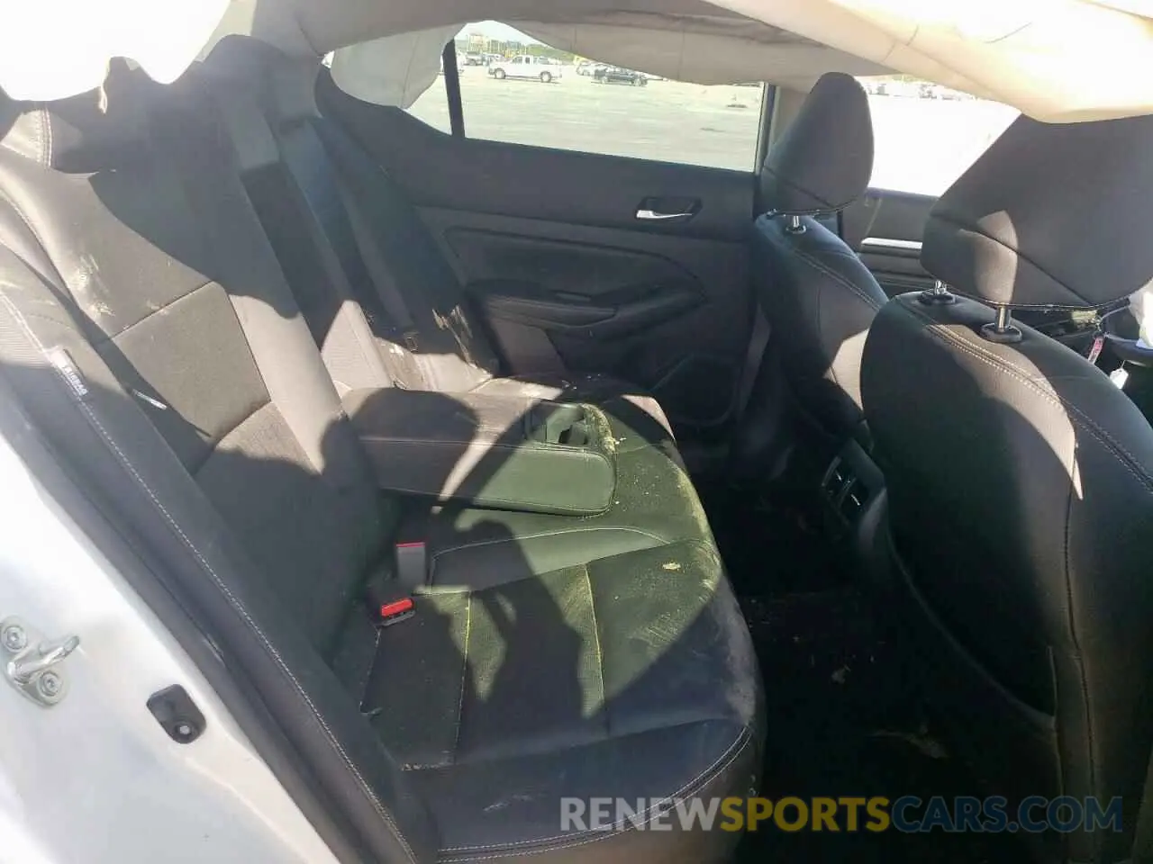 10 Photograph of a damaged car 1N4BL4EV6LC271875 NISSAN ALTIMA 2020