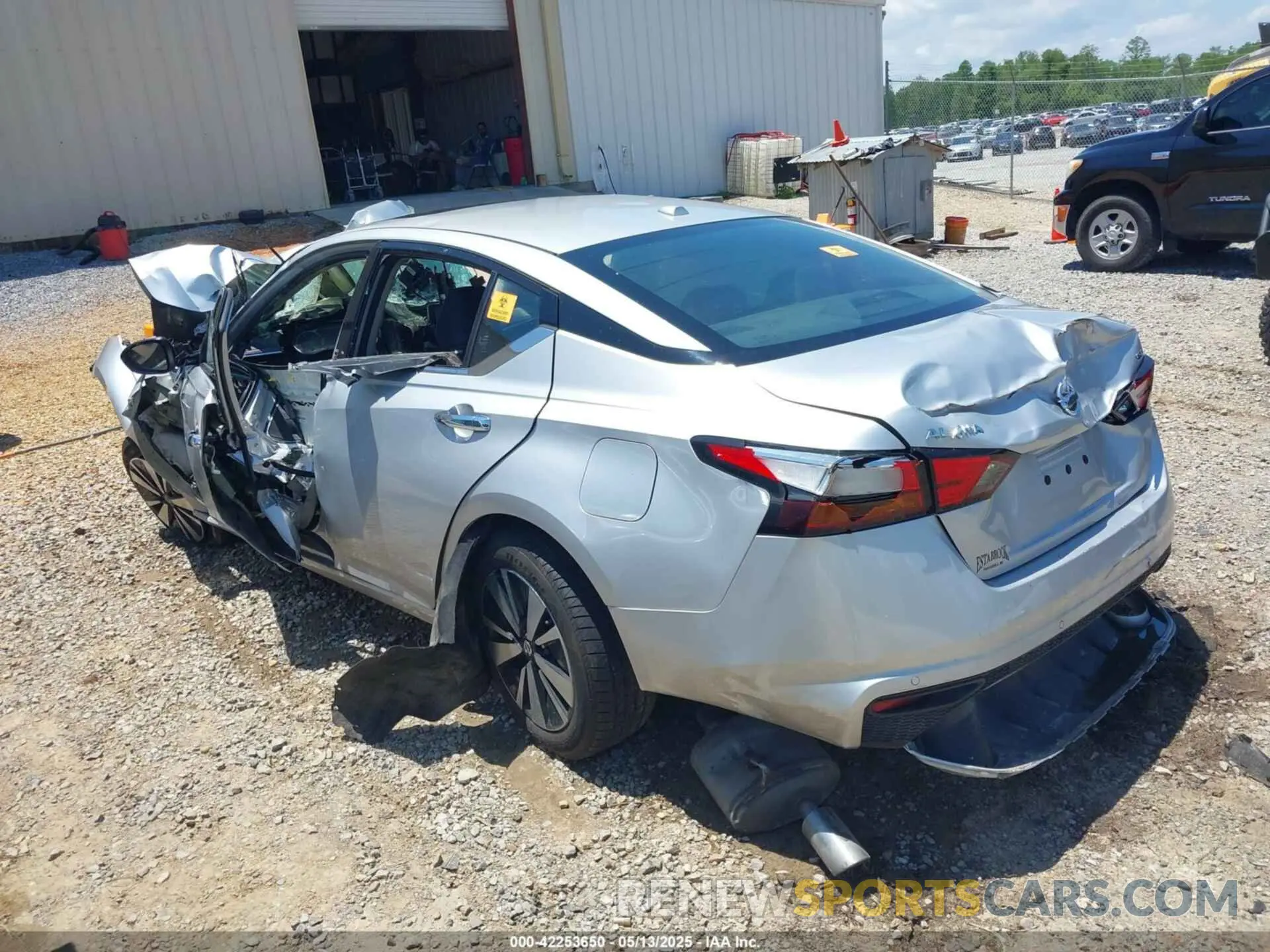 3 Фотография поврежденного автомобиля 1N4BL4EV7LC163877 NISSAN ALTIMA 2020