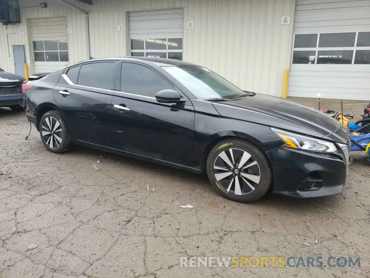 4 Фотография поврежденного автомобиля 1N4BL4EV8LC143072 NISSAN ALTIMA 2020
