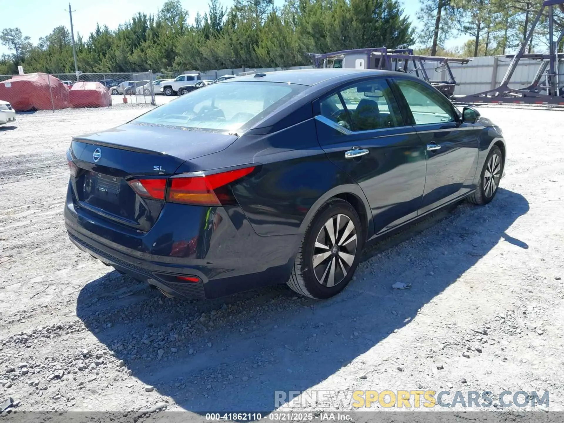 4 Photograph of a damaged car 1N4BL4EV9LC158647 NISSAN ALTIMA 2020