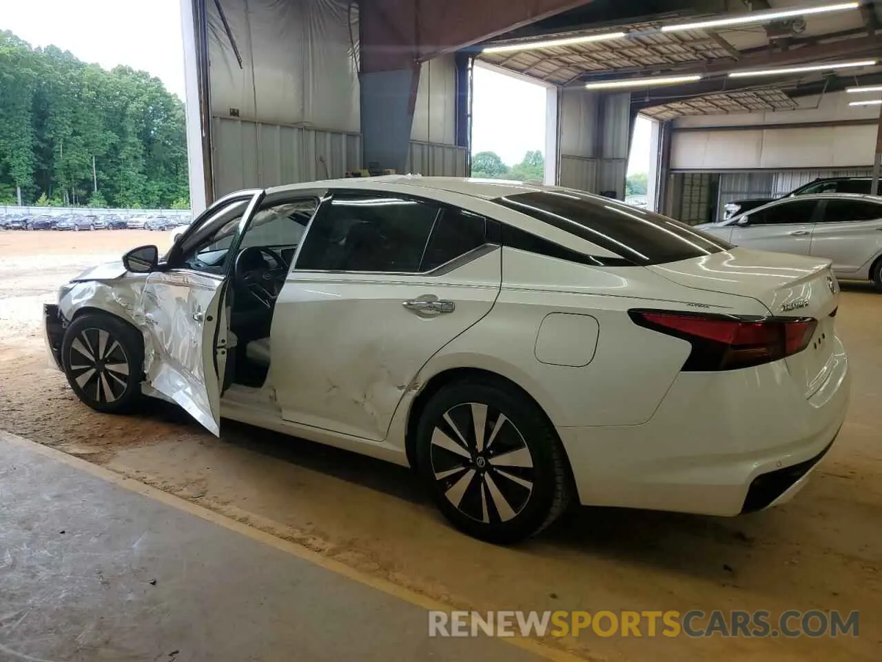 2 Photograph of a damaged car 1N4BL4EV9LC227451 NISSAN ALTIMA 2020