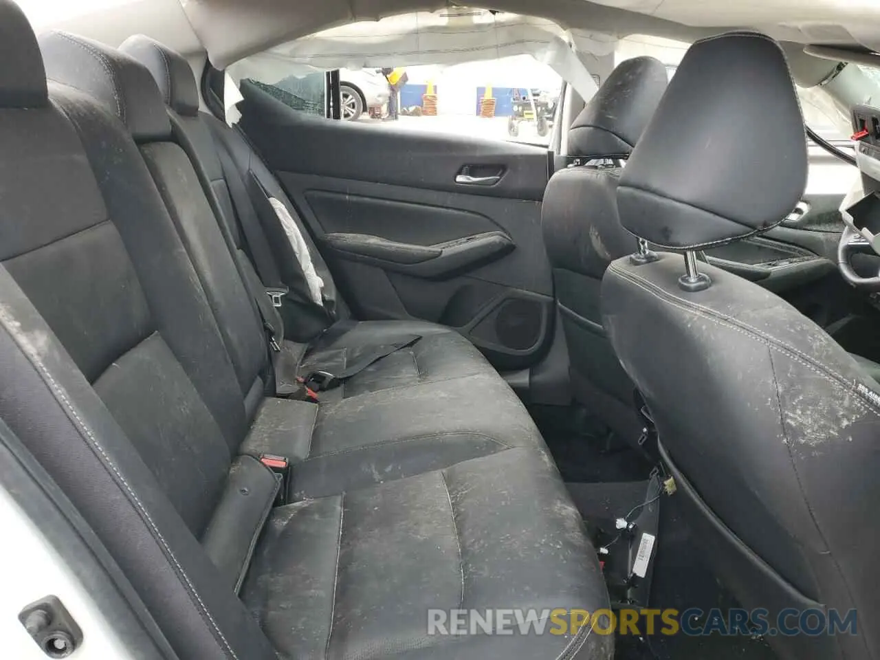 10 Фотография поврежденного автомобиля 1N4BL4EW8LC273801 NISSAN ALTIMA 2020