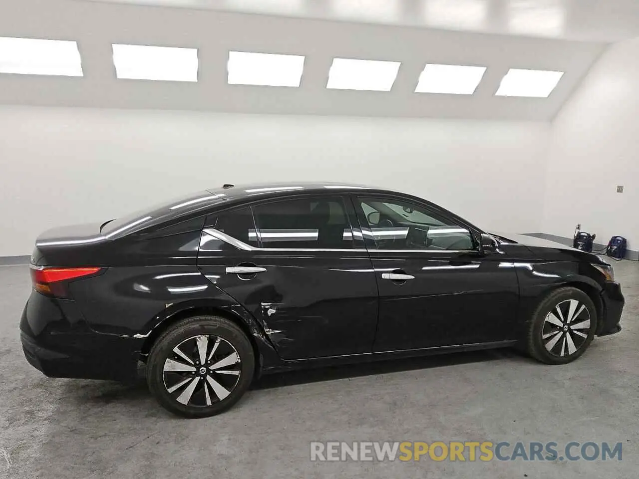 3 Фотография поврежденного автомобиля 1N4BL4EW9LC155272 NISSAN ALTIMA 2020