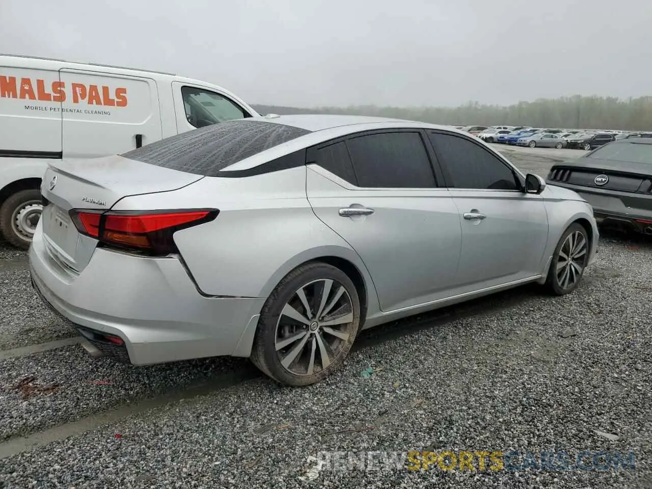 3 Фотография поврежденного автомобиля 1N4BL4FV2LN303563 NISSAN ALTIMA 2020