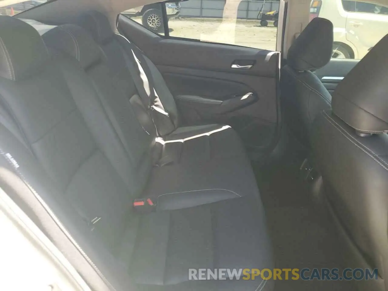 10 Фотография поврежденного автомобиля 1N4BL4FV5LN301967 NISSAN ALTIMA 2020