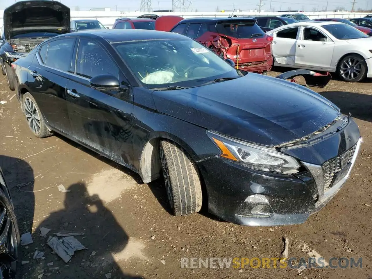 4 Photograph of a damaged car 1N4BL4FV5LN304125 NISSAN ALTIMA 2020