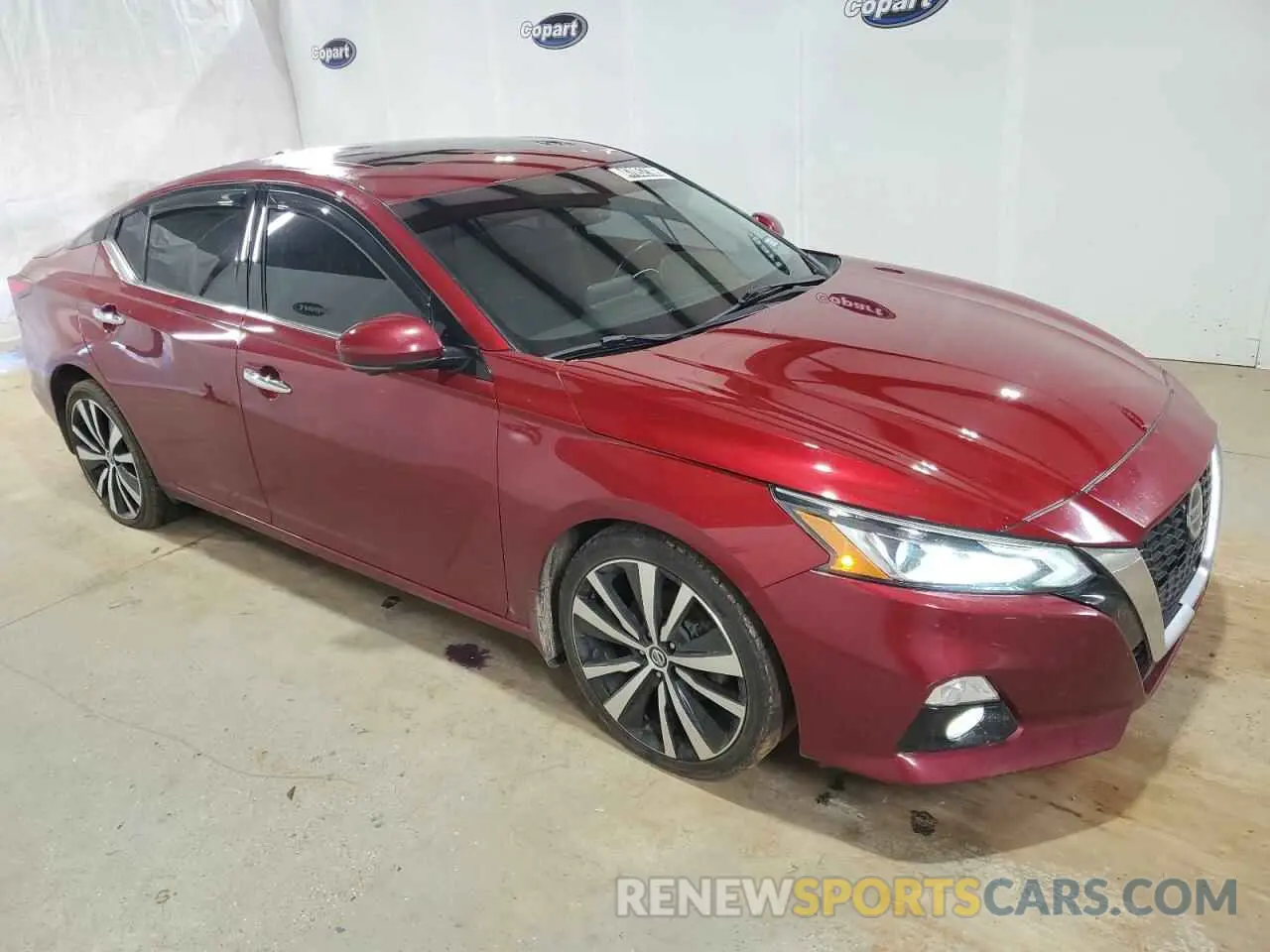 4 Photograph of a damaged car 1N4BL4FV7LN304563 NISSAN ALTIMA 2020