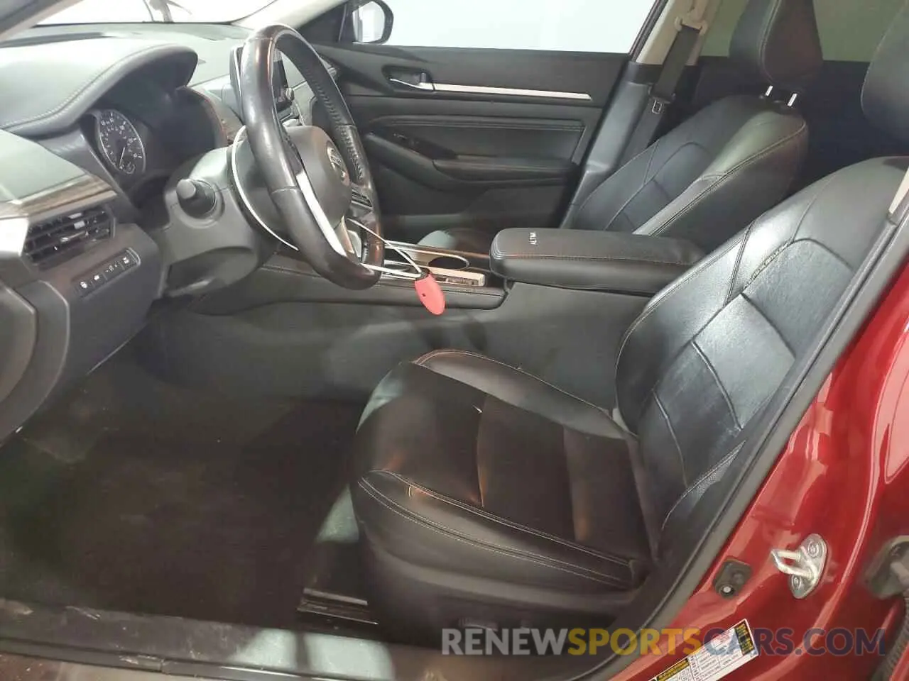 7 Photograph of a damaged car 1N4BL4FV7LN304563 NISSAN ALTIMA 2020