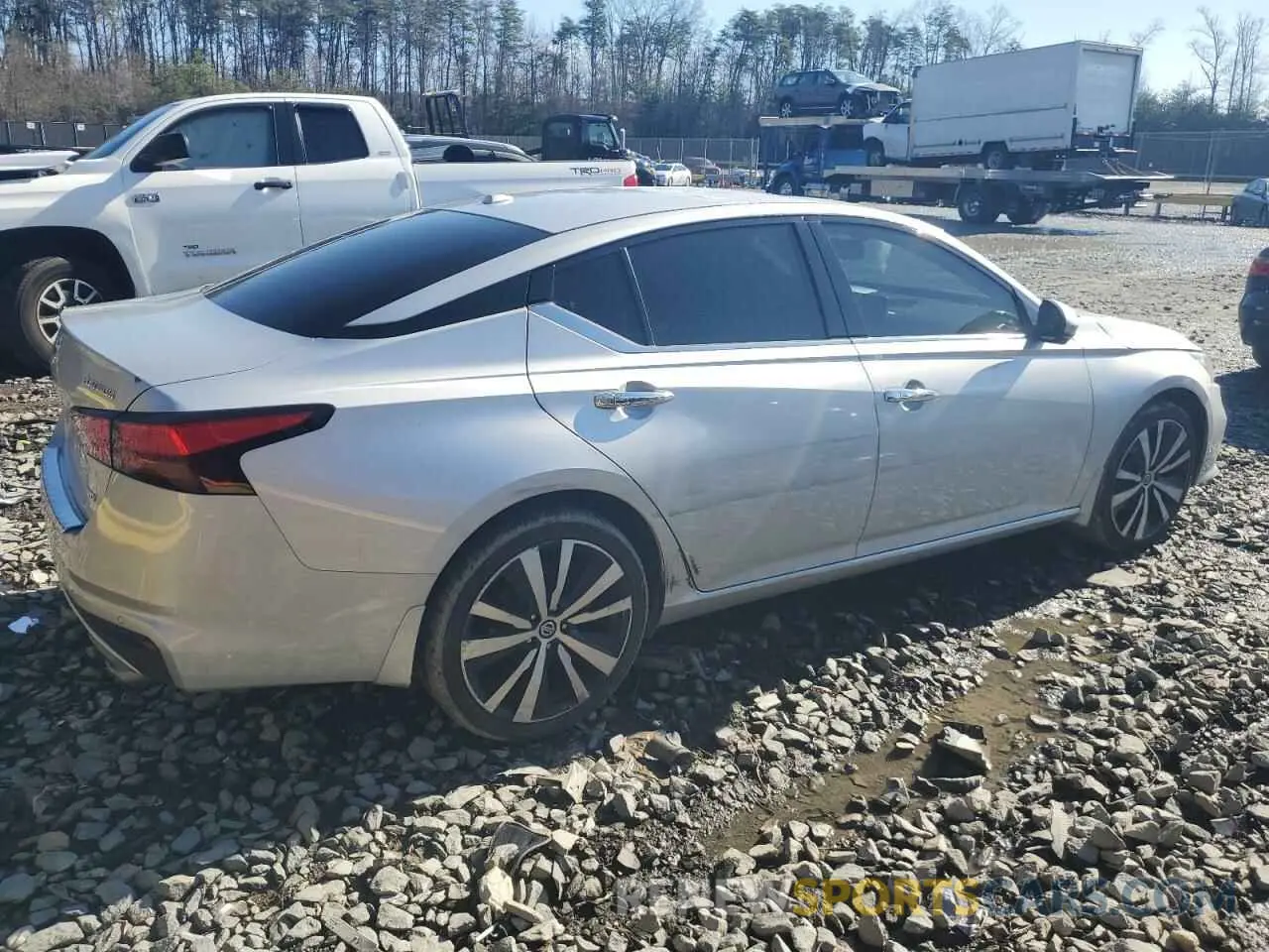 3 Фотография поврежденного автомобиля 1N4BL4FW3LC186077 NISSAN ALTIMA 2020