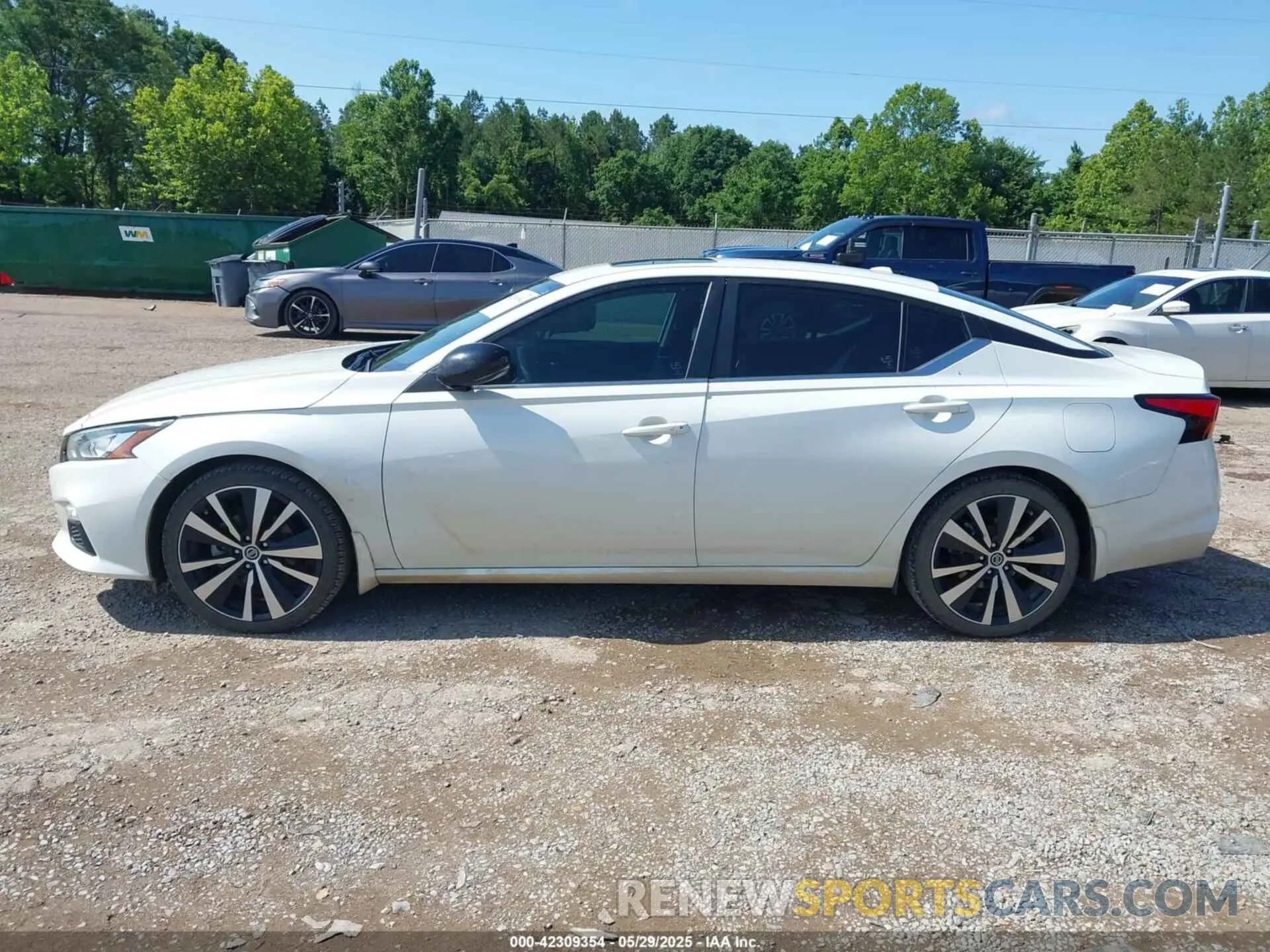 14 Photograph of a damaged car 1N4AL4CV7MN363663 NISSAN ALTIMA 2021