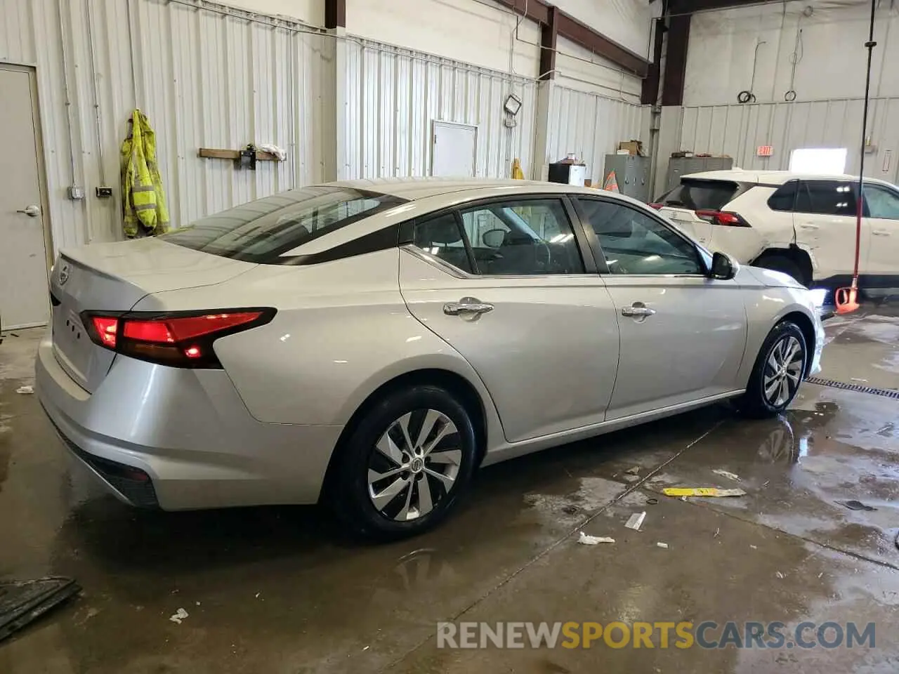 3 Фотография поврежденного автомобиля 1N4BL4BV0MN367544 NISSAN ALTIMA 2021
