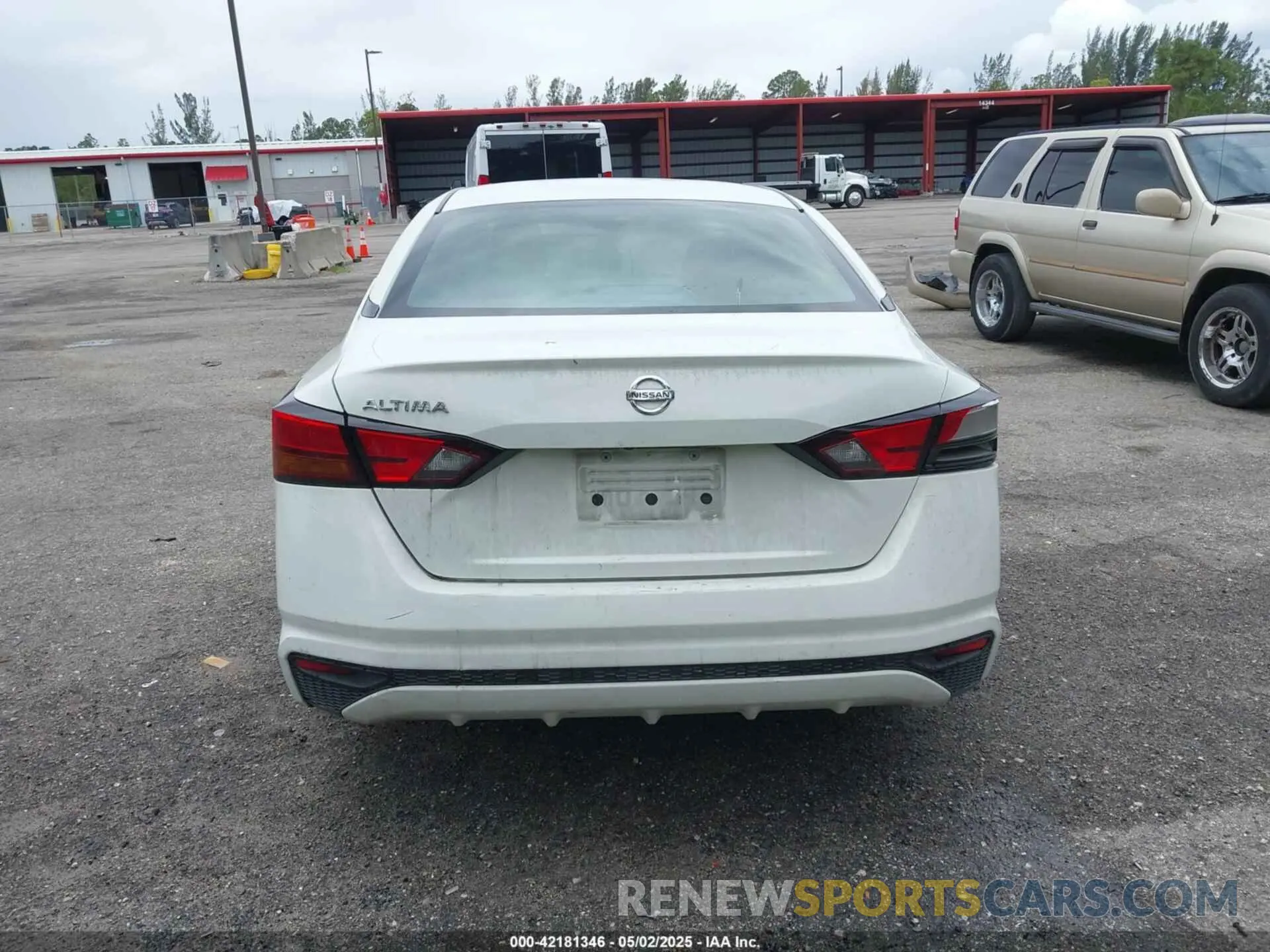 16 Photograph of a damaged car 1N4BL4BV1MN363535 NISSAN ALTIMA 2021