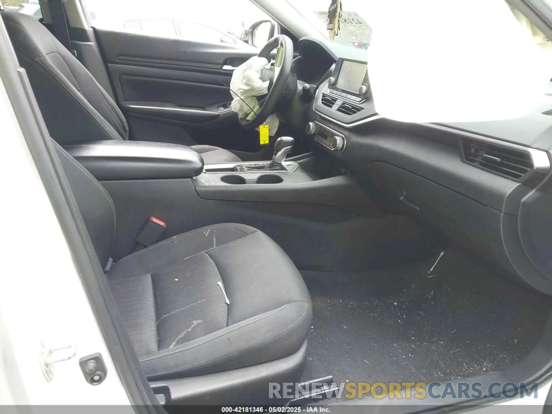 5 Photograph of a damaged car 1N4BL4BV1MN363535 NISSAN ALTIMA 2021