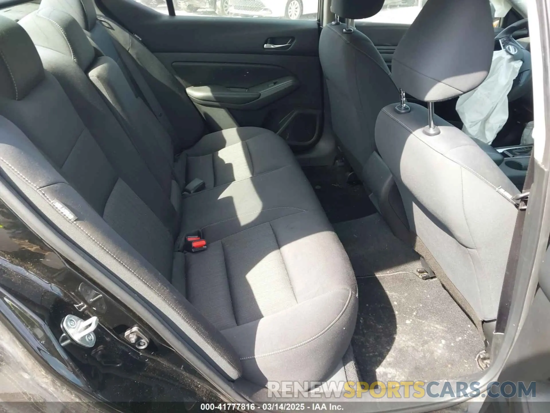 8 Photograph of a damaged car 1N4BL4BV1MN368878 NISSAN ALTIMA 2021