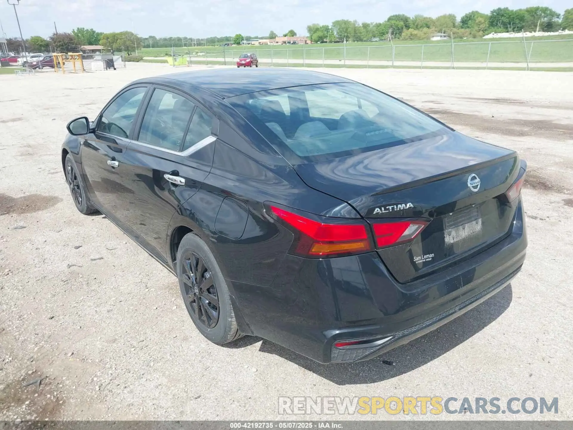 3 Фотография поврежденного автомобиля 1N4BL4BV1MN382392 NISSAN ALTIMA 2021