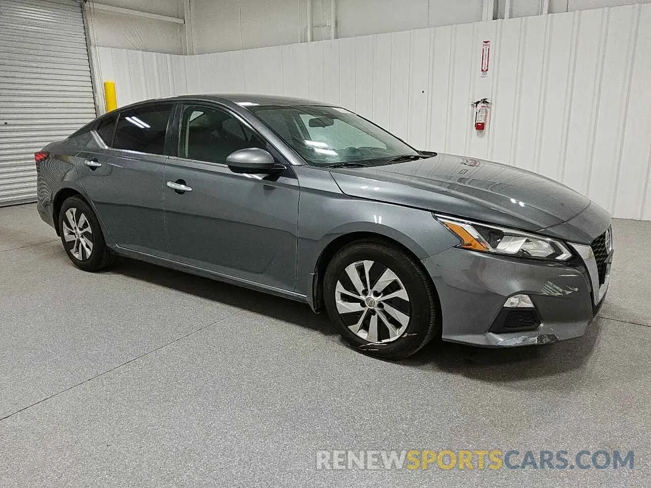 4 Photograph of a damaged car 1N4BL4BV2MN335212 NISSAN ALTIMA 2021