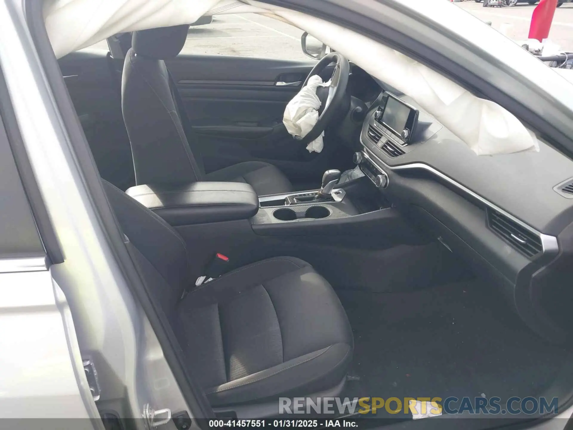 5 Photograph of a damaged car 1N4BL4BV3MN420656 NISSAN ALTIMA 2021