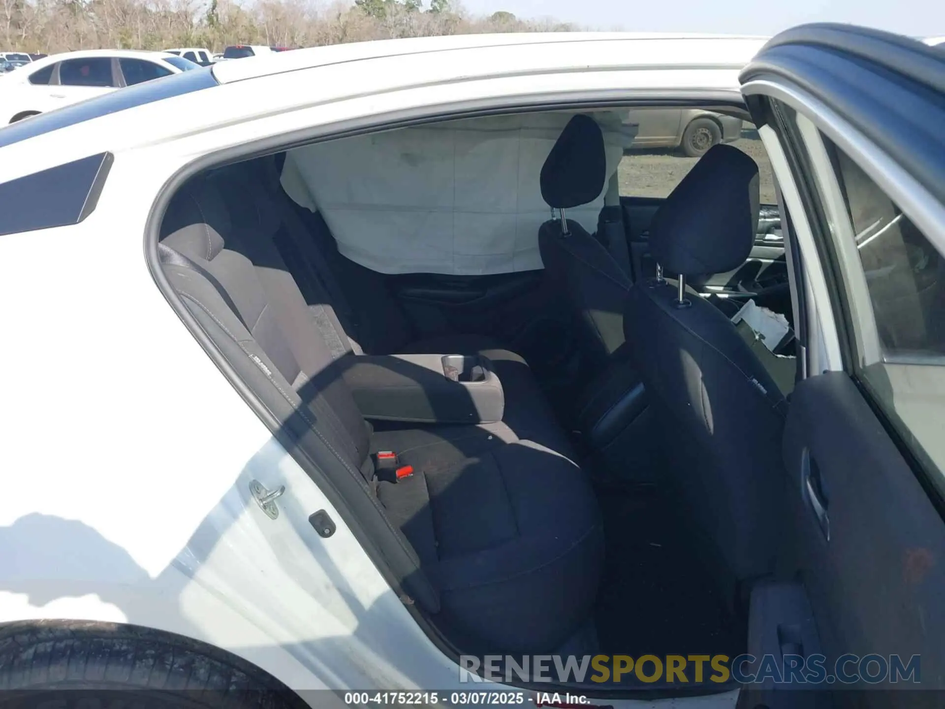 8 Photograph of a damaged car 1N4BL4BV5MN411960 NISSAN ALTIMA 2021
