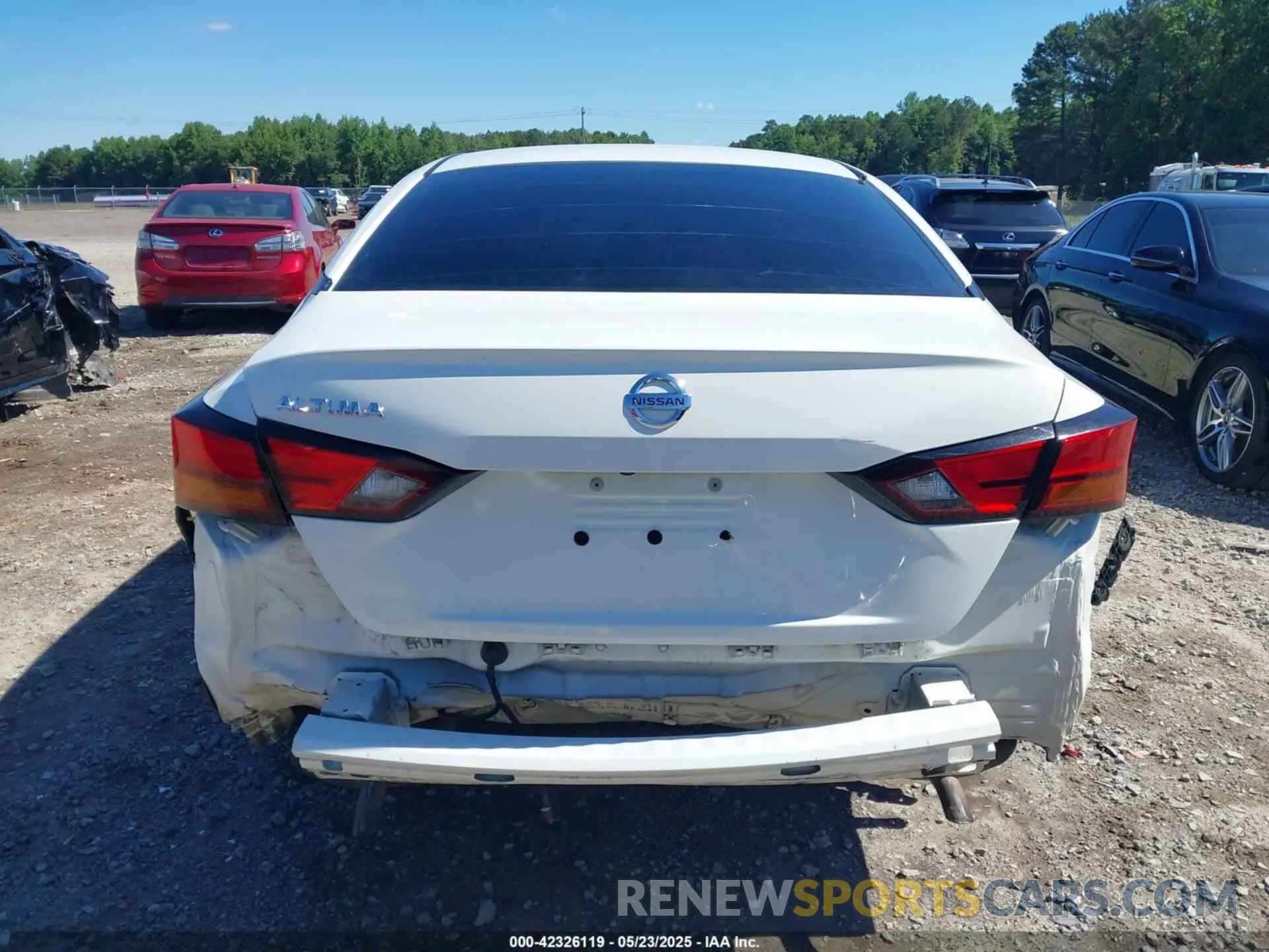 16 Photograph of a damaged car 1N4BL4BV6MN359741 NISSAN ALTIMA 2021