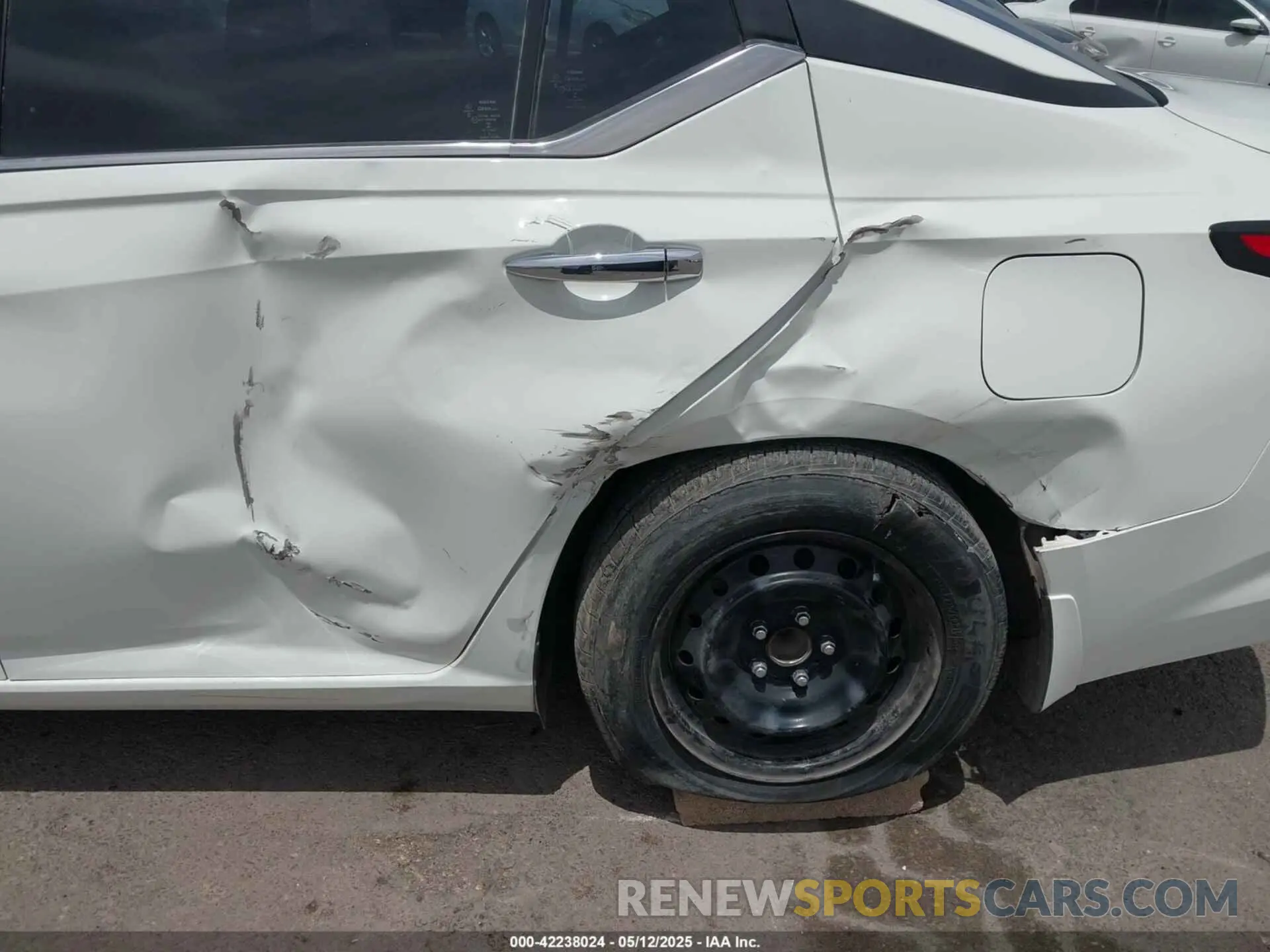 6 Photograph of a damaged car 1N4BL4BV6MN421879 NISSAN ALTIMA 2021