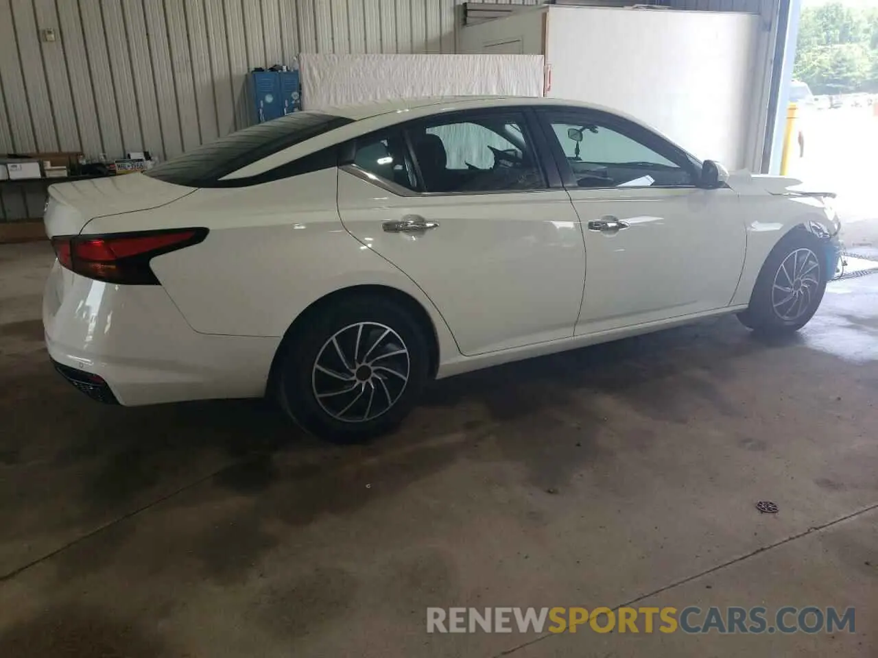 3 Photograph of a damaged car 1N4BL4BV7MN312329 NISSAN ALTIMA 2021