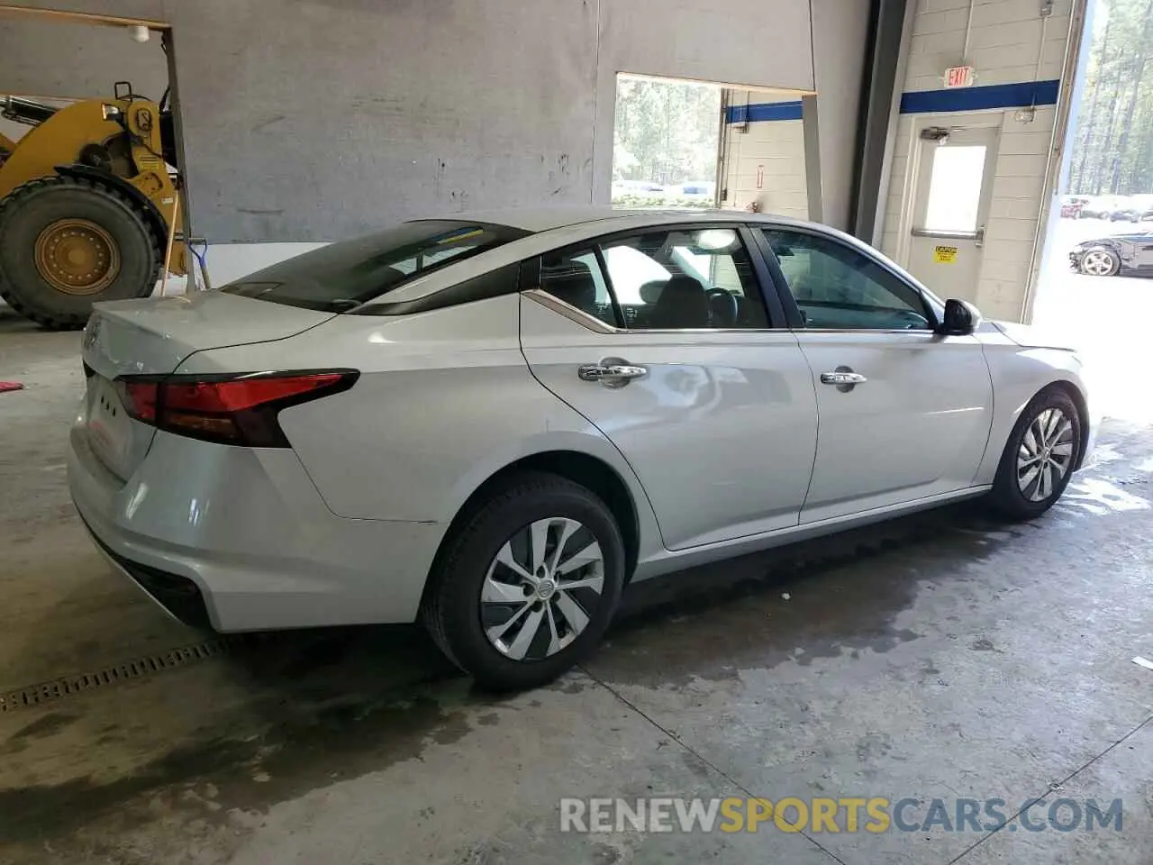 3 Photograph of a damaged car 1N4BL4BV8MN363340 NISSAN ALTIMA 2021